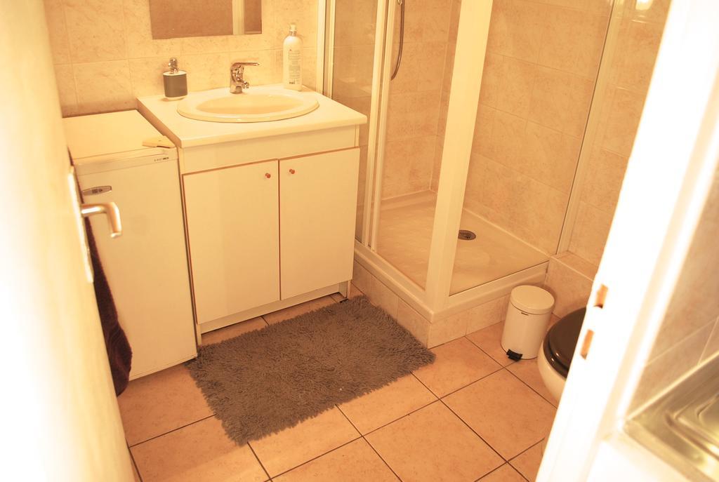 L'Appartement Du Parc Лион Екстериор снимка
